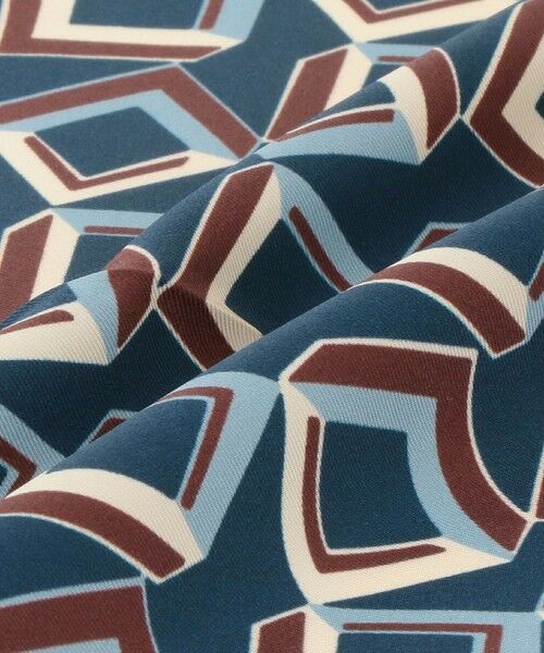 green label relaxing / グリーンレーベル リラクシング マフラー・ショール・スヌード・ストール | ＜Bleck＞ジオメトリック ツイル ポケットチーフ | 詳細7