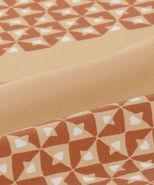 green label relaxing / グリーンレーベル リラクシング バンダナ・スカーフ | ＜Bleck＞ジオメトリック2 ツイル ポケットチーフ | 詳細8