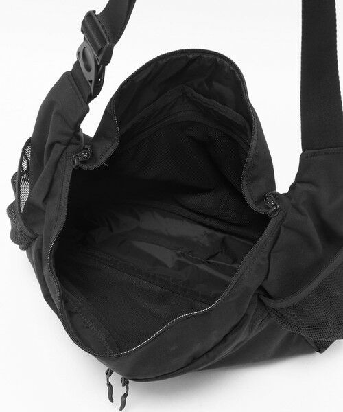 green label relaxing / グリーンレーベル リラクシング ショルダーバッグ | ＜snow peak＞Everyday Use Middle ショルダーバッグ | 詳細8