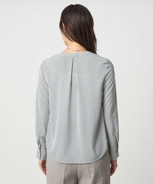 green label relaxing / グリーンレーベル リラクシング シャツ・ブラウス | 肩タック Vネック ブラウス マシンウォッシャブル UVカット | 詳細12