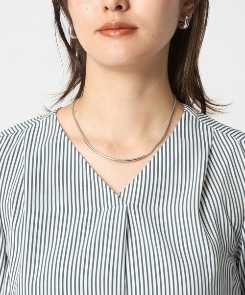 green label relaxing / グリーンレーベル リラクシング シャツ・ブラウス | 肩タック Vネック ブラウス マシンウォッシャブル UVカット | 詳細13