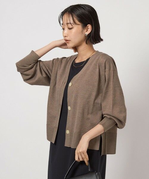 green label relaxing / グリーンレーベル リラクシング カーディガン・ボレロ | ブライトフォルム Vネック ニット カーディガン(MD.BROWN)