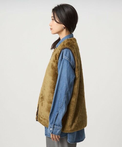 green label relaxing / グリーンレーベル リラクシング ベスト | 【別注】＜Barbour＞コーデュロイ×フェイクファー リバーシブル ベスト | 詳細20