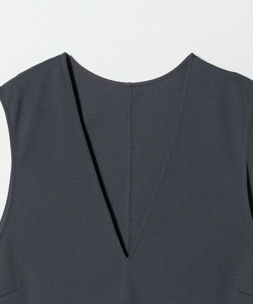 green label relaxing / グリーンレーベル リラクシング ロング・マキシ丈ワンピース | ディープ Vネック ジャンパースカート | 詳細16