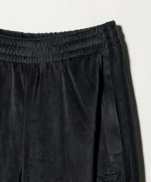 green label relaxing / グリーンレーベル リラクシング その他パンツ | ＜adidas Originals＞ベロア トラックパンツ | 詳細9