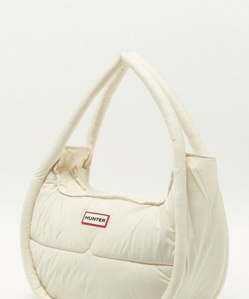 green label relaxing / グリーンレーベル リラクシング ショルダーバッグ | ＜HUNTER＞フレイムド パファー ホーボー バッグ （ラージ） | 詳細4