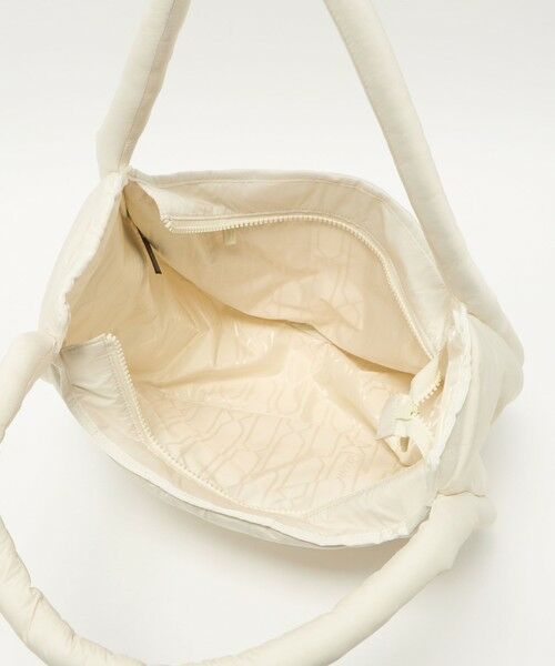 green label relaxing / グリーンレーベル リラクシング ショルダーバッグ | ＜HUNTER＞フレイムド パファー ホーボー バッグ （ラージ） | 詳細5