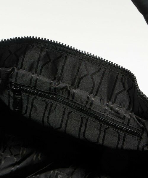 green label relaxing / グリーンレーベル リラクシング ショルダーバッグ | ＜HUNTER＞フレイムド パファー ホーボー バッグ （ラージ） | 詳細19