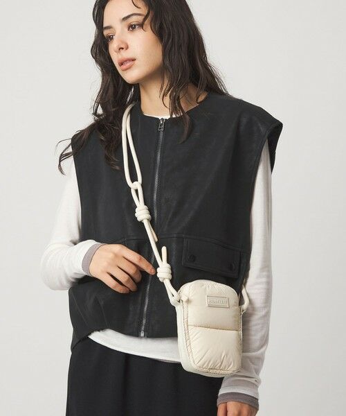 green label relaxing/グリーンレーベル リラクシング ＜HUNTER＞イントレピッド エクストラ パフド フォンポーチ OFF WHITE FREE