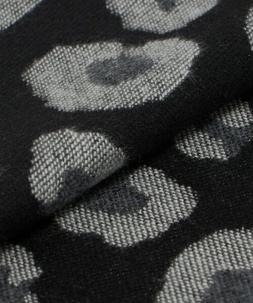 green label relaxing / グリーンレーベル リラクシング マフラー・ショール・スヌード・ストール | レオパード ジャガード ストール | 詳細2