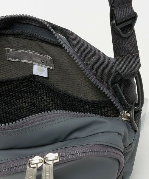green label relaxing / グリーンレーベル リラクシング ショルダーバッグ | ＜CIE＞GRID3 ボトル ショルダーバッグ | 詳細16