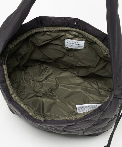 green label relaxing / グリーンレーベル リラクシング ショルダーバッグ | ＜TAION＞ソフトシェル  ダウン ショルダーバッグ | 詳細10