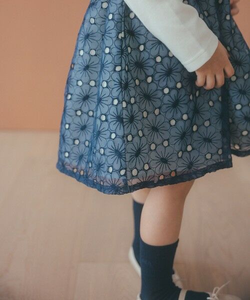 green label relaxing / グリーンレーベル リラクシング ロング・マキシ丈ワンピース | ポンチ × ハナガラ オーガンジー ワンピース / キッズ 110cm-130cm | 詳細1