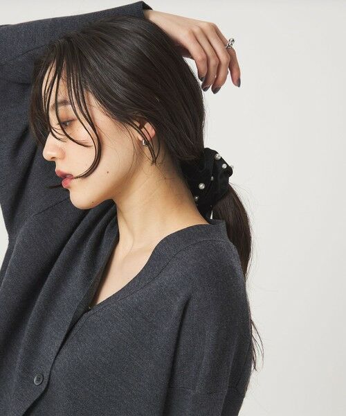 green label relaxing / グリーンレーベル リラクシング ヘアゴム・シュシュ | 【WEB限定】起毛 ヘアカフ（フェイクパール） | 詳細1