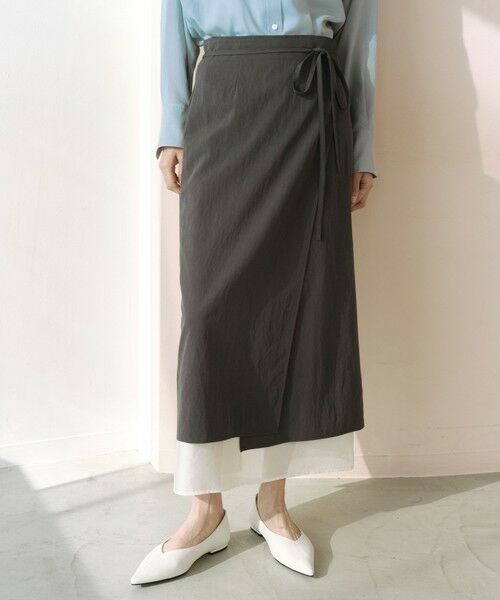 green label relaxing / グリーンレーベル リラクシング ロング・マキシ丈スカート | ＜SEASONAL COLLECTION＞ラップ レイヤード スカート（DK.GRAY）