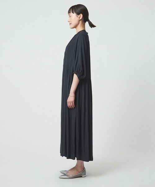 green label relaxing / グリーンレーベル リラクシング ロング・マキシ丈ワンピース | サテン ギャザー ショートスリーブ ワンピース 2 | 詳細10