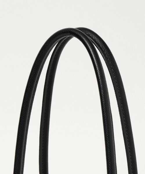 green label relaxing / グリーンレーベル リラクシング ショルダーバッグ | チャームツキ ロングハンドル トートバッグ はっ水 | 詳細3