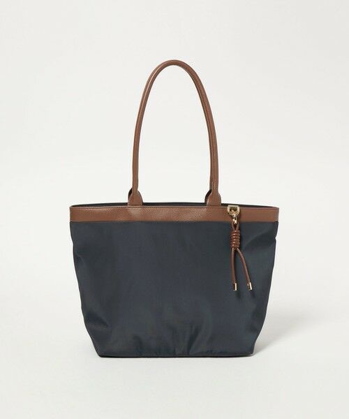 green label relaxing / グリーンレーベル リラクシング ショルダーバッグ | チャームツキ ロングハンドル トートバッグ はっ水 | 詳細13