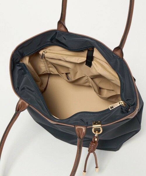 green label relaxing / グリーンレーベル リラクシング ショルダーバッグ | チャームツキ ロングハンドル トートバッグ はっ水 | 詳細19