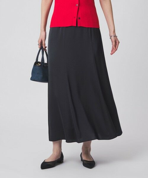 green label relaxing / グリーンレーベル リラクシング ロング・マキシ丈スカート | サテン セミナロー スカート（NAVY）