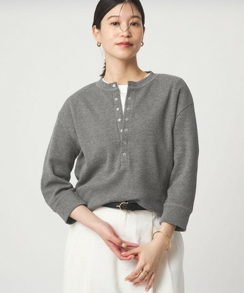 green label relaxing / グリーンレーベル リラクシング カットソー | 【WEB限定】＜at ease＞ワッフル ヘンリーネック 5分袖 カットソー（DK.GRAY）