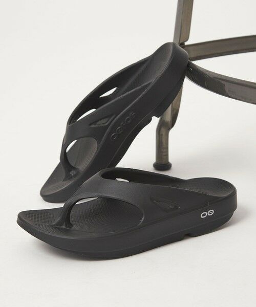 green label relaxing / グリーンレーベル リラクシング サンダル | 【WEB限定】＜OOFOS＞OOriginal / オリジナル（BLACK）