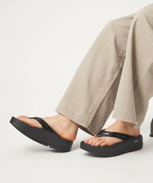 green label relaxing / グリーンレーベル リラクシング サンダル | ＜OOFOS＞OOmega / ウーメガ | 詳細1