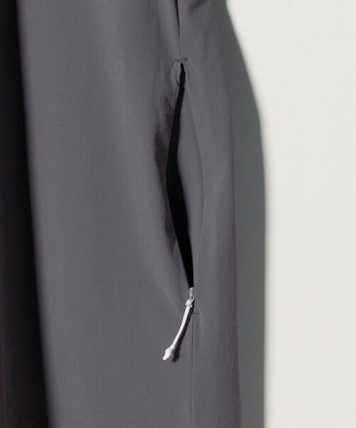 green label relaxing / グリーンレーベル リラクシング ロング・マキシ丈ワンピース | 【別注】＜Marmot＞ショートスリーブ ワンピース | 詳細23