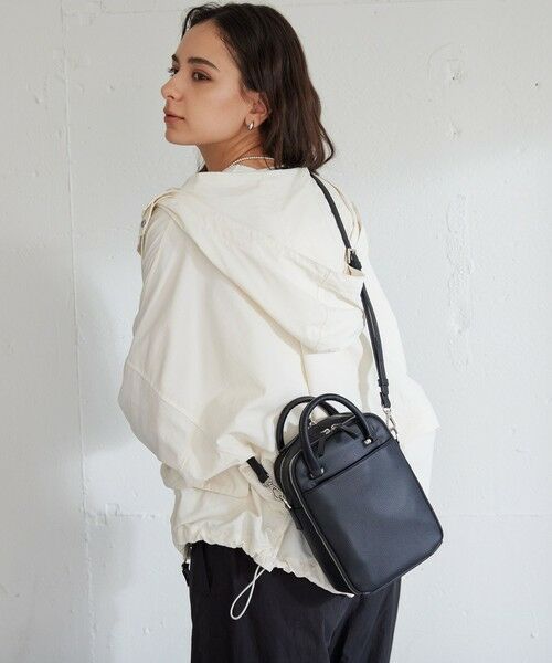 green label relaxing / グリーンレーベル リラクシング ショルダーバッグ | ＜PARTE＞2WAY マルチポーチ型 ショルダーバッグ | 詳細2