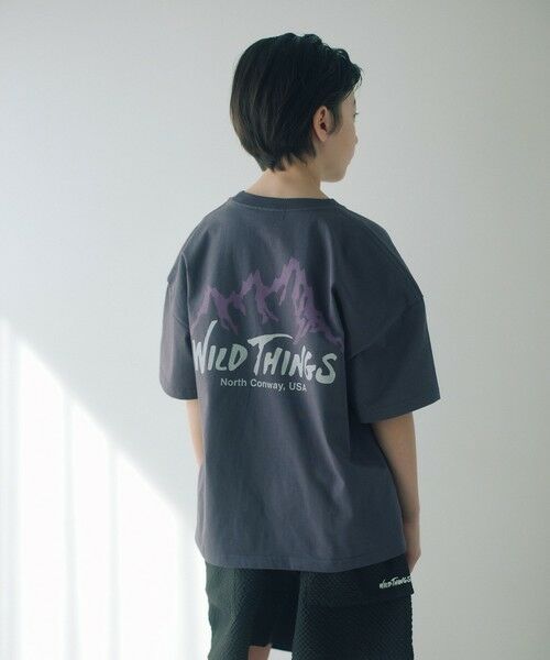 green label relaxing / グリーンレーベル リラクシング カットソー | 【別注】＜WILD THINGS＞ マウンテン ショートスリーブ Tシャツ / キッズ 140cm-160cm（DK.GRAY）