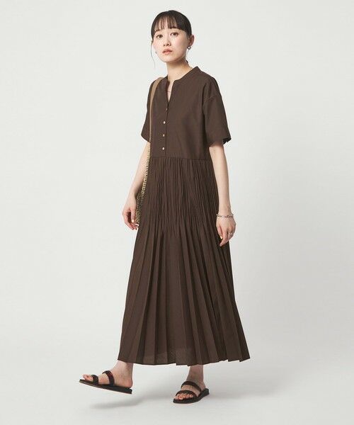 green label relaxing / グリーンレーベル リラクシング ロング・マキシ丈ワンピース | ［size SHORT/TALLあり］ワッシャー プリーツ ショートスリーブ ワンピース（DK.BROWN）