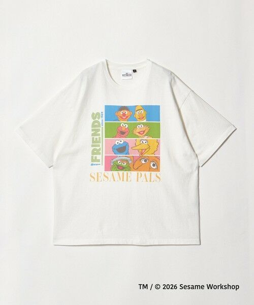 green label relaxing / グリーンレーベル リラクシング Tシャツ | 【別注】＜URBAMENT＞「セサミストリート」半袖 Tシャツ（OFF WHITE）