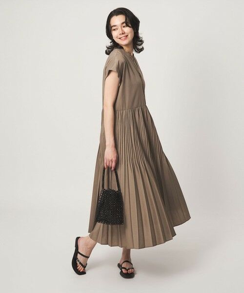 green label relaxing / グリーンレーベル リラクシング ロング・マキシ丈ワンピース | 【結論シリーズ】全方位映えプリーツワンピ［size SHORT/TALLあり］ | 詳細15