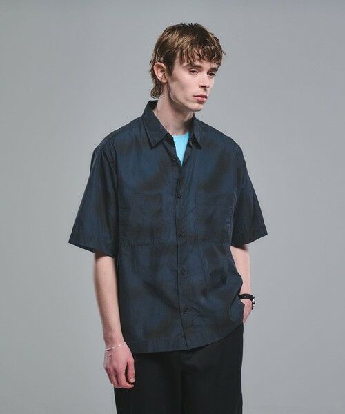 green label relaxing / グリーンレーベル リラクシング シャツ・ブラウス | ＜Phospho Graphica＞スプラッシュ パターン レギュラーカラー 半袖シャツ（NAVY）
