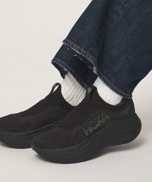 green label relaxing / グリーンレーベル リラクシング スニーカー | <HOKA>スカイワード レースレス スニーカー(BLACK)