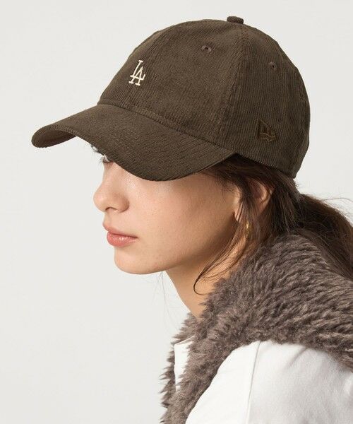 green label relaxing / グリーンレーベル リラクシング キャップ | 【別注】＜NEW ERA＞920 MLB キャップ 2 （コーデュロイ）（DK.BROWN）
