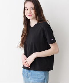 【Champion】ベーシックＶネックTシャツ