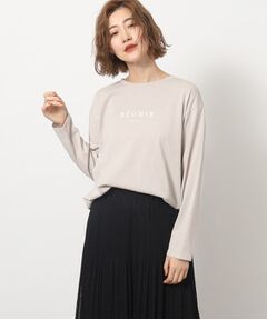 1枚あると便利なベーシック大人ロングTシャツ