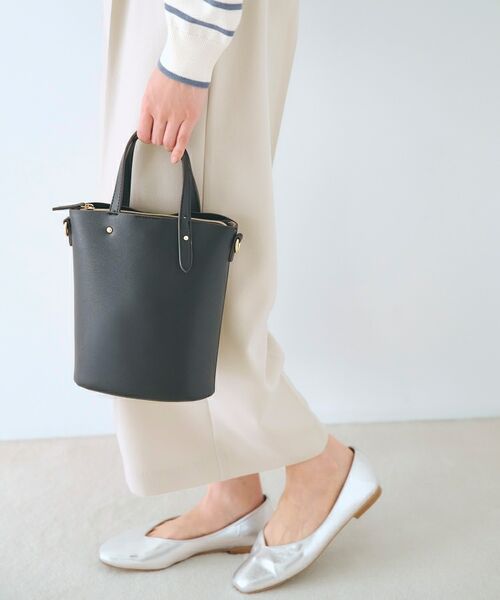 grove/グローブ アシメハンドルバケツ2WAYトート【入卒対応可】 ブラック(019) 00 grove/グローブ アシメハンドルバケツ2WAYトート【入卒対応可】 ブラック(019) 00