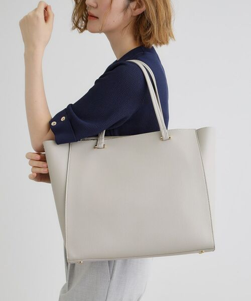 grove/グローブ 【人間工学・A4】メタルバー変形トート サックスブルー(090) 00 grove/グローブ 【人間工学・A4】メタルバー変形トート サックスブルー(090) 00