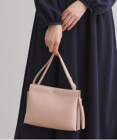 grove / グローブ ショルダーバッグ | 【人間工学・軽量】シンプル3層タッセルショルダー