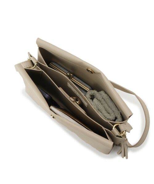 grove / グローブ ショルダーバッグ | 【人間工学・軽量】シンプル3層タッセルショルダー | 詳細22