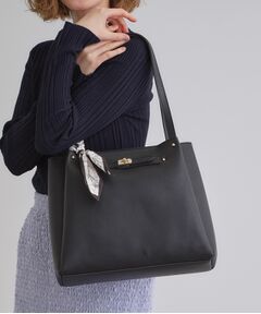 grove / グローブ トートバッグ | 人間工学ベルトタックスカーフ付きトート