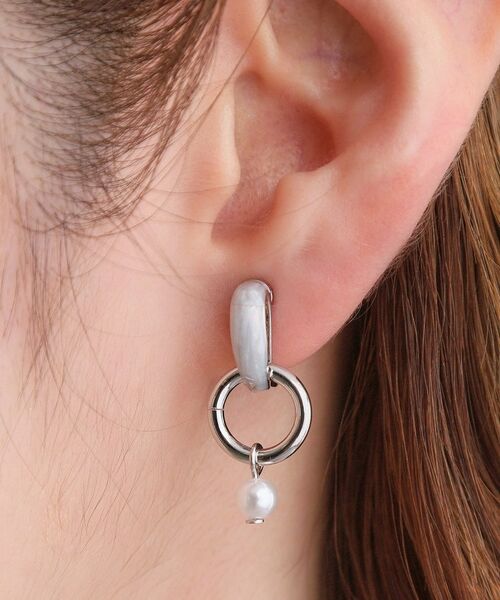grove / グローブ ピアス・イヤリング | 【痛くなりにくい】エポメタルリングパール調イヤリング | 詳細4