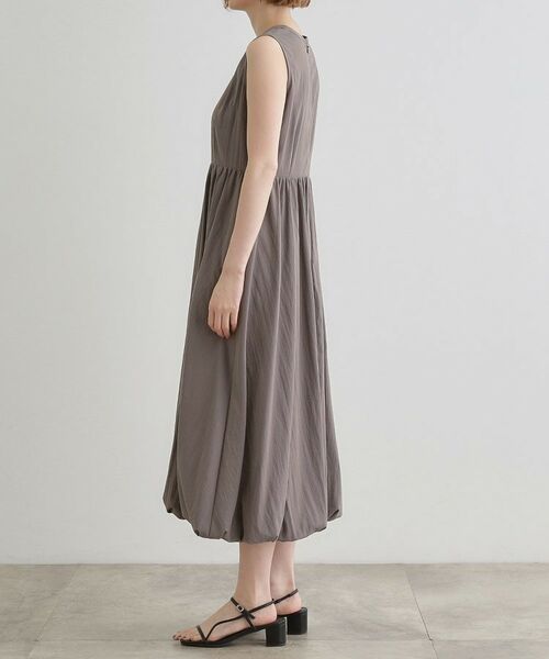 grove / グローブ ロング・マキシ丈ワンピース | 【晴れの日も雨の日も】撥水バルーンワンピース | 詳細14