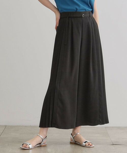 grove / グローブ ショート・ハーフ・半端丈パンツ | さらっと軽やか サイドプリーツスカーチョ(ブラック(019))