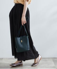 grove / グローブ ショルダーバッグ | 人間工学ベルトタッセル縦型ショルダー