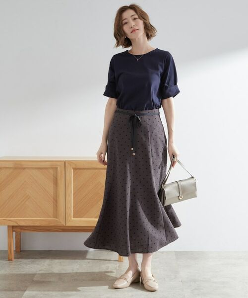 grove / グローブ カットソー | きちんと感と女性らしさ、二の腕カバーが一枚で叶う　袖口パール調ボタンプルオーバー | 詳細15