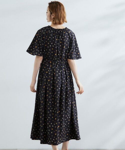 grove / グローブ ロング・マキシ丈ワンピース | 【晴れの日も雨の日も】撥水エアリーフレアスリーブワンピース | 詳細9