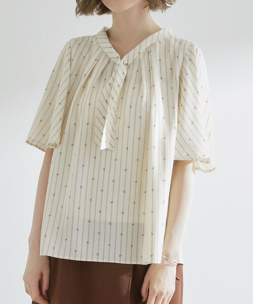 grove / グローブ シャツ・ブラウス | 【お仕事/二の腕カバー】パール調使いが華やか 上品ボウタイブラウス | 詳細17
